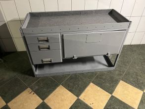 Sprzedam regał do bisa warsztatu lub zamienię