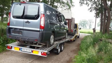 Auto laweta - auto holowanie Pomoc drogowa - kraj zagranica