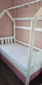 Łóżeczko dla dziewczynki