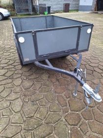 Sprzedam zarejestrowaną przyczepkę samochodową SAM