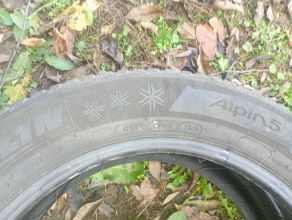 Opony zimowe 225/55 R17