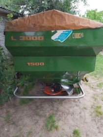 Sprzedam rozsiewacz nawozów Amazon zaf-max