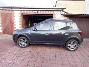 Sprzedam Dacia Sandero Stepway TCe 90 S&S Prestige. 898...