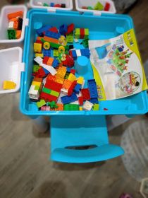 Stolik BURGKIDZ+ klocki +sorter box z pojemnikiem