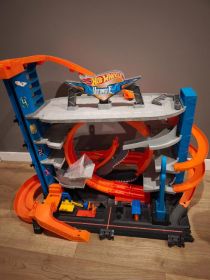 Nocnik toaleta , hot wheels 2 krzesełka do karmienia ikea