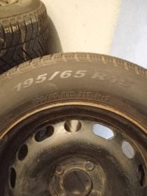 Sprzedam opony zimowe +felgi