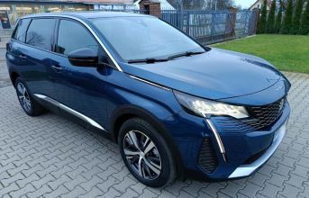 Peugeot 5008 7 miejsc diesel niski przebieg