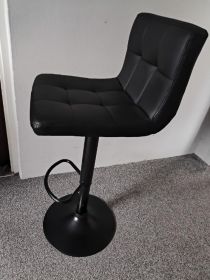 Sprzedam krzesło hoker barowy czarny