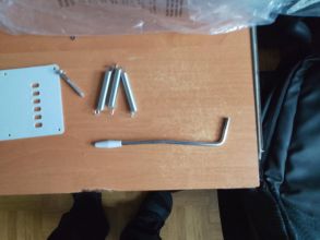 części do gitary elektronicznej