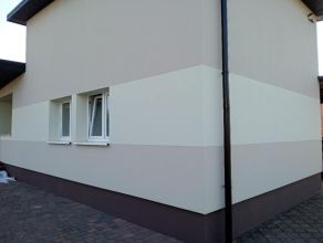 Mycie kostki brukowej elewacji