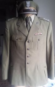 Mundur wojskowy z czasu LWP ppłk z czapką