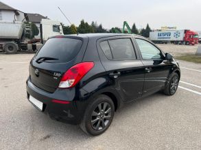 Hyundai i20 1.25 BENZYNA Klimatyzacja Tempomat Ledy 2xKOŁA