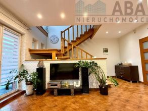 Konin ul. Bursztynowa - dom parterowy z poddaszem na...