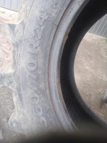 Sprzedam opony 360 / 70 R 24