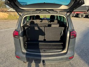 Opel Zafira 2.0DIESEL Klimatronik Nawigacja WEBASTO Ledy HAK