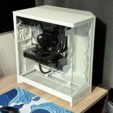 Komputer Gamingowy RTX 5070, Ryzen 7 9800X3D ,32 GB DDR5...