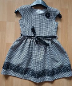 Elegancka sukienka 116 122