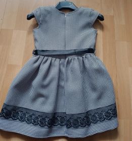 Elegancka sukienka 116 122