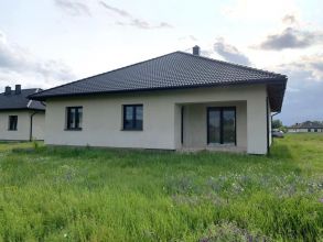 Dom z garażem - Korytków