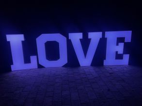 Wynajmę napis ledowy LOVE