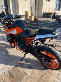 KTM Duke 125