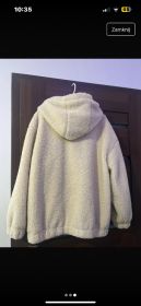 Sprzedam beżową kurtkę/ futerko