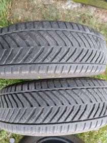 SPRZEDAM komplet opon wielosezonowych 185/65 R15
