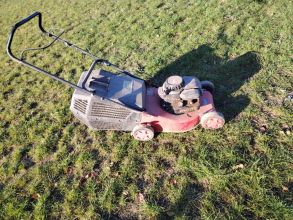 Sprzedam kosiarkę spalinowa