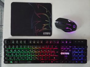 Klaowatura Myszka i Podkladka Gemingowaaa