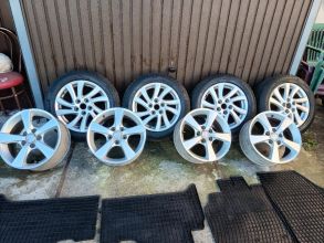 Sprzedam felgi aluminiowe