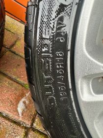 Sprzedam felgi z oponami letnimi ford