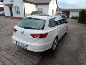 Bogate wyposażenie + Panorama dach + pierwszy właściciel