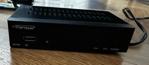 Sprzedam TV Philips 26 cali + dekoder, model telewizora...