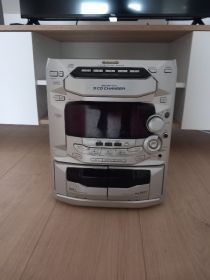 Sprzedam wieżę grającą firmy Panasonic