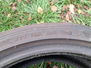 Opony Goodyear 225/40/19 bieżnik 7mm rocznik 2020