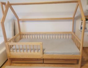 Łóżko domek dziecięce +materac