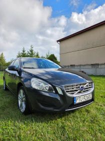 Sprzedam Volvo V60 1.6 d 2013 r.