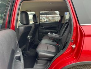Mitsubishi Outlander 2.2 DIESEL Automat 4x4 Nawigacja...