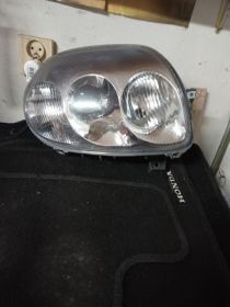 Reflektor Reno Clio 2 prawy