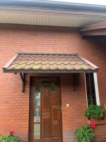 Sprzedam zadaszenie nad drzwiowe