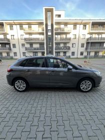 Sprzedam Citroen C4 2016