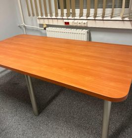 Zestaw mebli biurowych