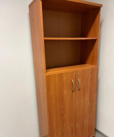 Zestaw mebli biurowych