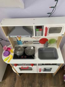 Sprzedam drewnianą kuchnię lidla