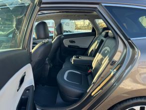 Kia Ceed 1.6 BENZYNA Nawigacja Kamera Ledy BiXenon...