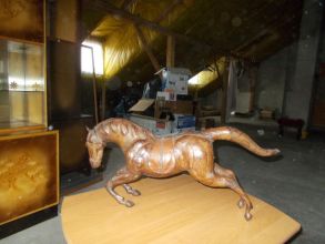 Sprzedam ładnego konia ze skóry