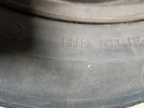 Sprzedam komplet opony felgi kołpaki