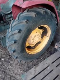 sprzedam ciągnik 360.355