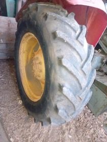 sprzedam ciągnik 360.355