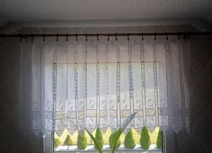 Firanka z gipiurą 160cm x 75cm